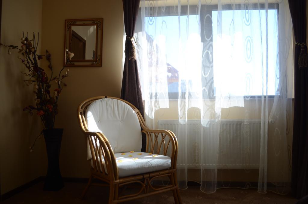 Magic Club Hotel Busteni Room photo